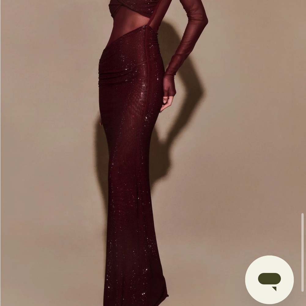 Nash
Diamante Off Shoulder Maxi Dress - Mahogany